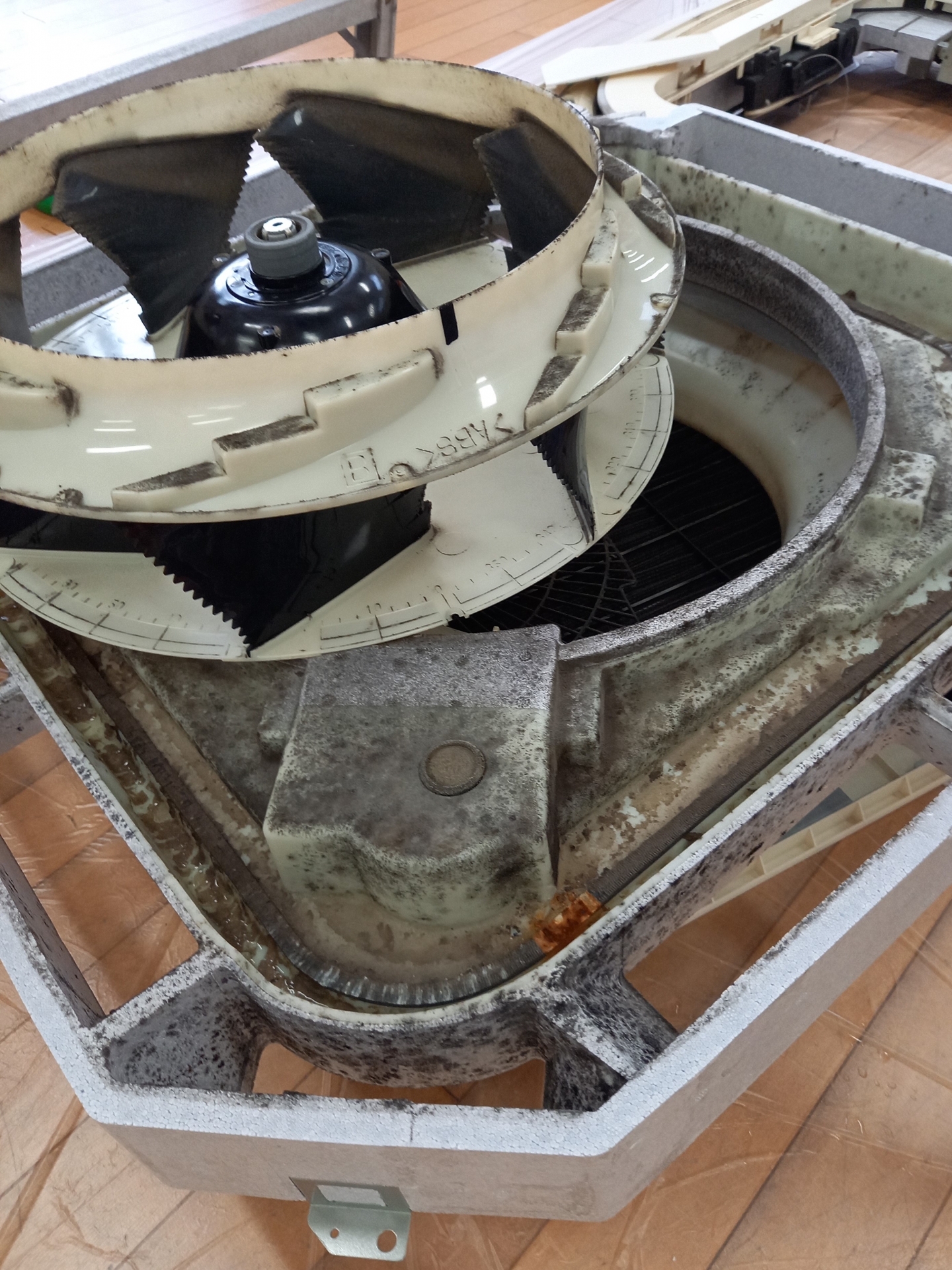 業務用エアコンのメンテナンス